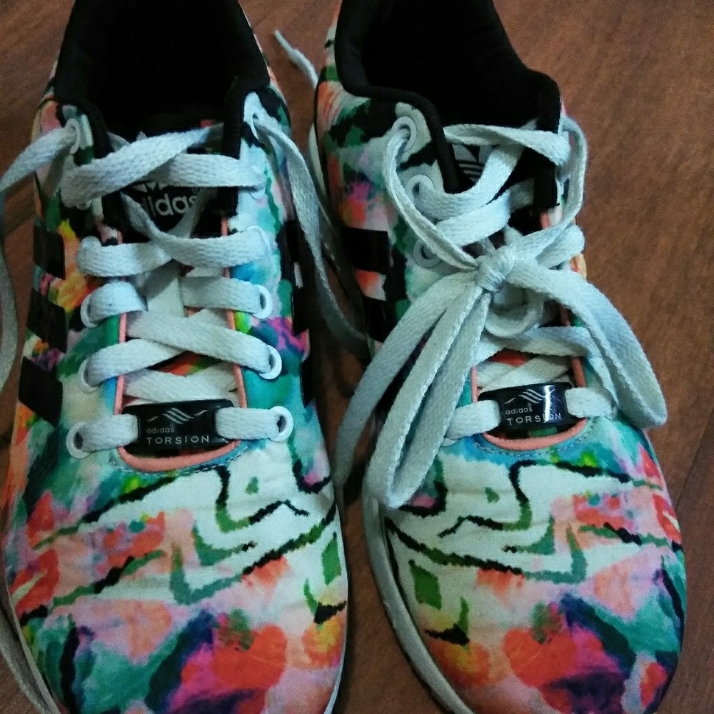 Womens shoe's